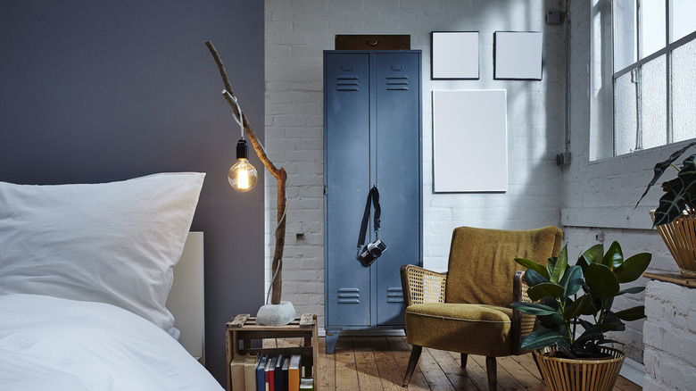 garage bedroom
