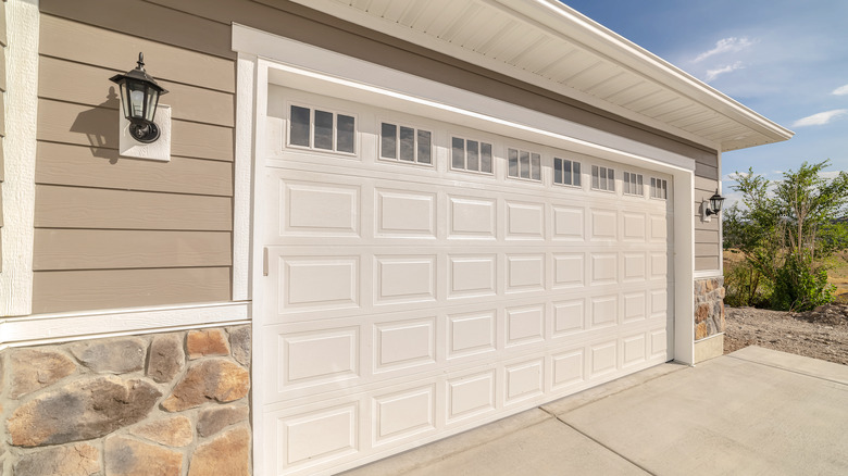 garage door