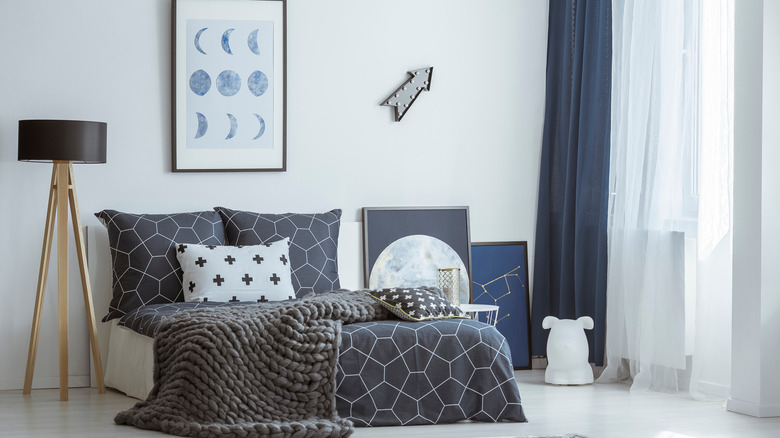 space themed bedroom 