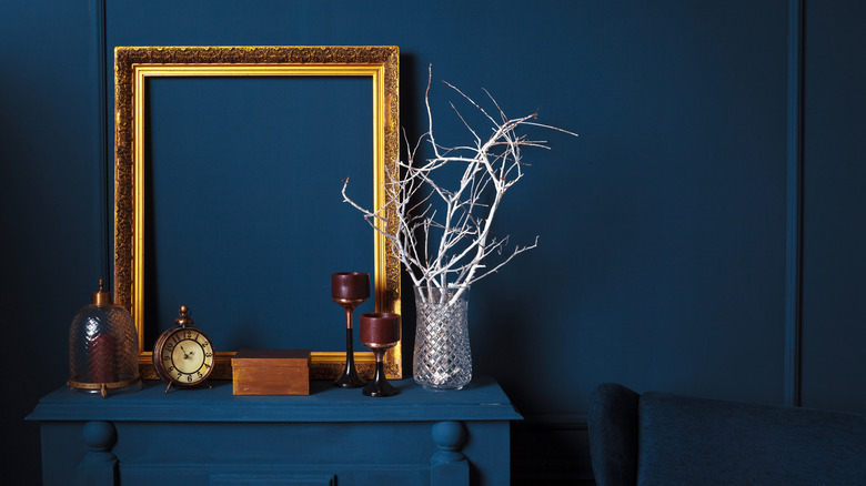 Picture frame with blue wall