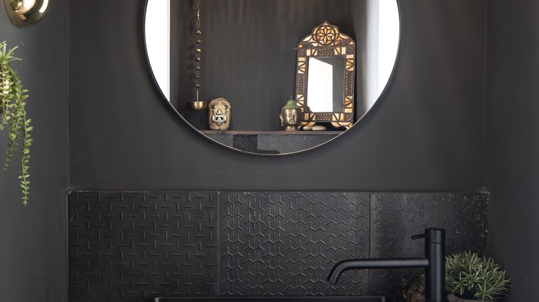 Black bathroom