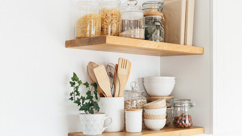 20 Savvy Ways To Transform Your Space With Floating Shelves