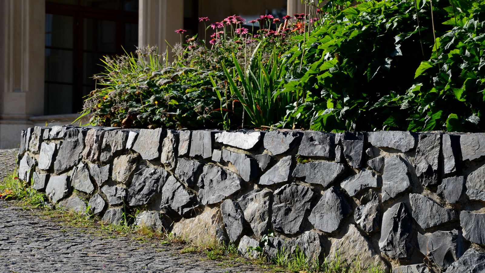 Friendship Retaining Wall and Garden Wall Construction Near Me