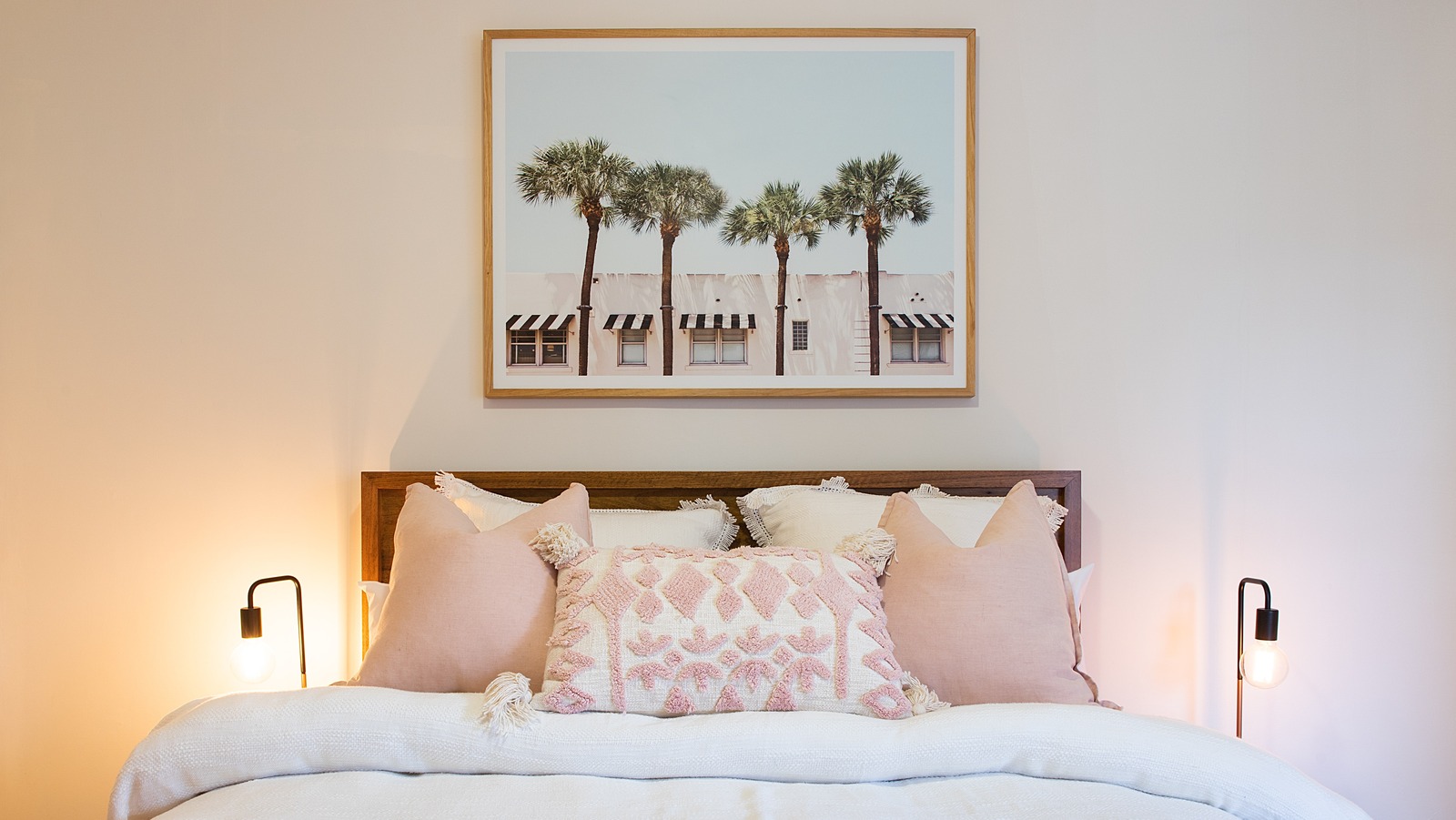 20 Tiny Home Bedrooms That Show You How To Maximize Space