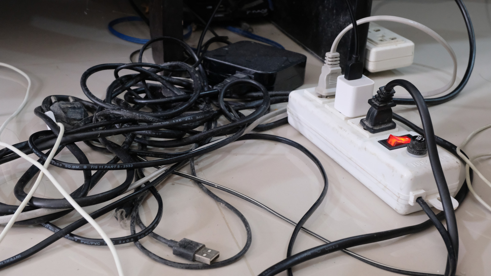 How to organize messy cords at home - CNET