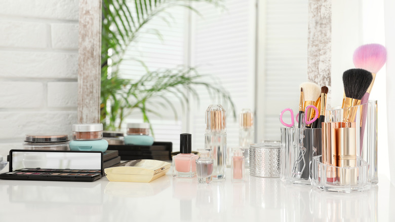 Shabby chic vanity 