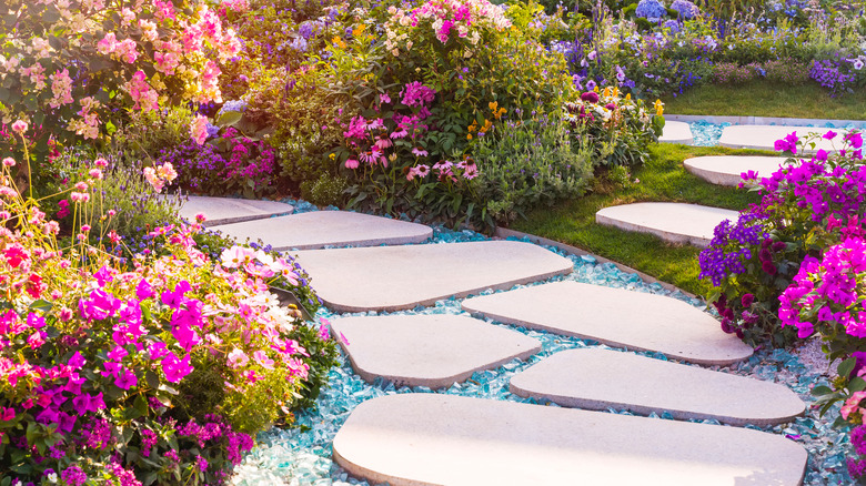 stones surrounded in turquoise pebbles