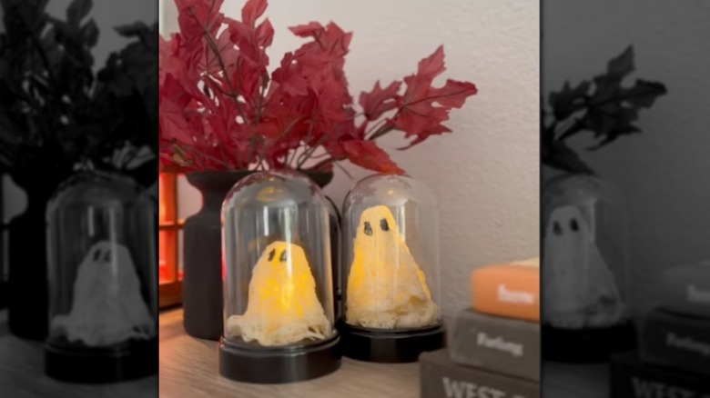 Mini ghosts in tiny cloche for Halloween