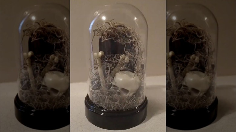 Skull and crossbones mini cloche