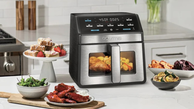 Gourmia air fryer on kitchen counter