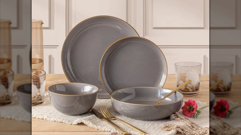 Costco over&back dinnerware set on wooden table