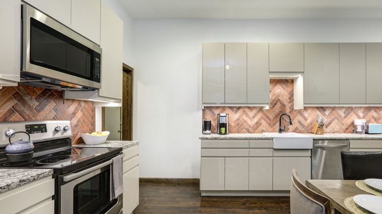 Chevron brick kitchen backsplash