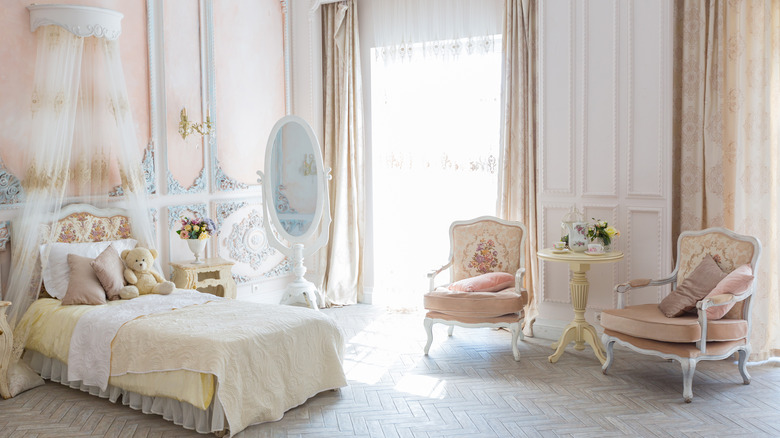 shabby chic bedroom