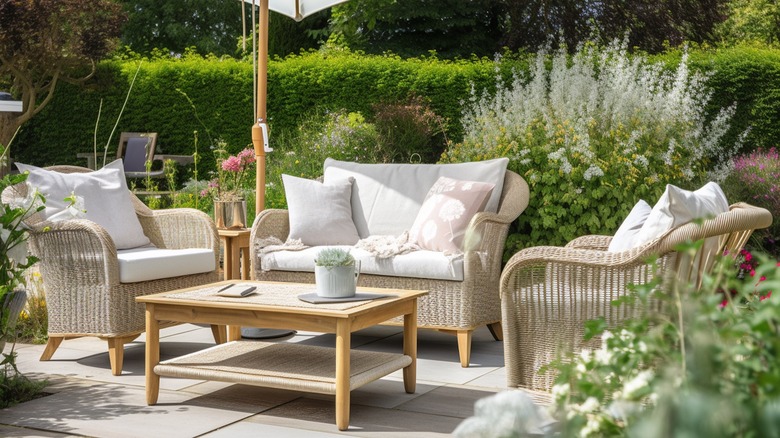 Patio surrounded by greenery 