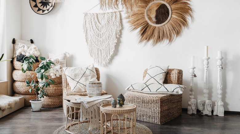 Boho-chic living room 