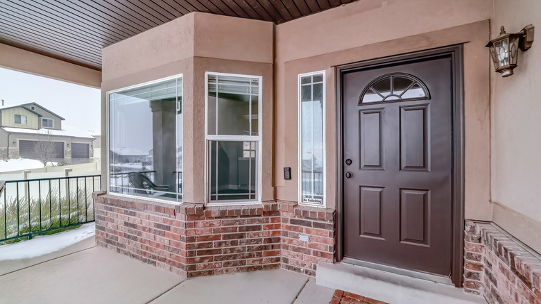 bay window next to door