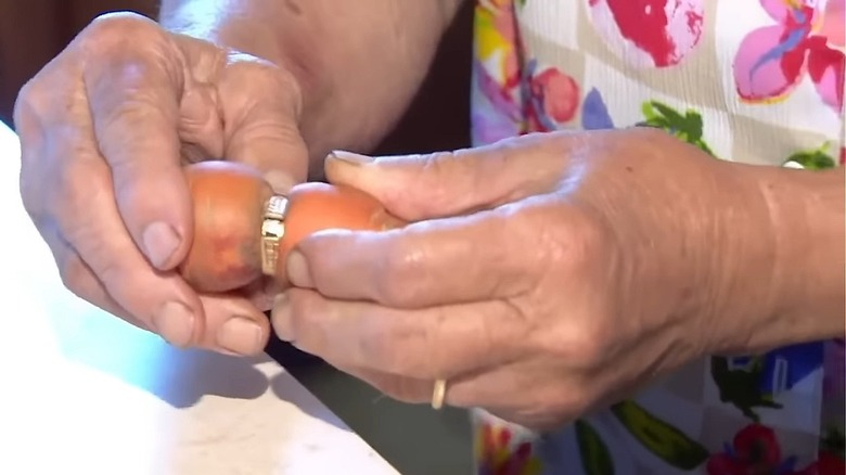ring on carrot