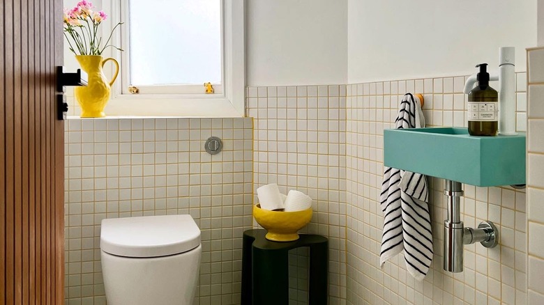 White tiles with yellow grout