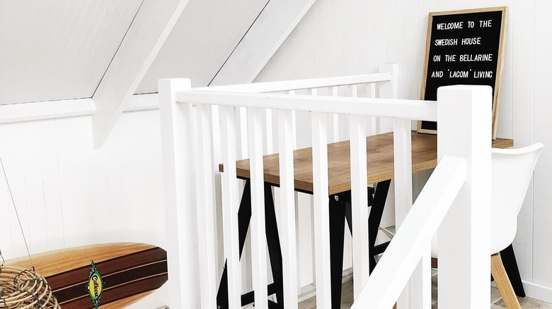 A study nook on a staircase landing