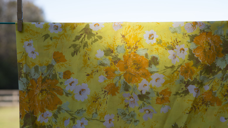 Vintage floral sheet on line