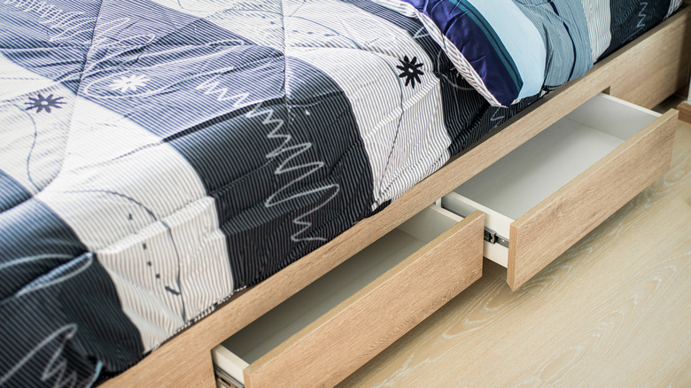 bed with drawers