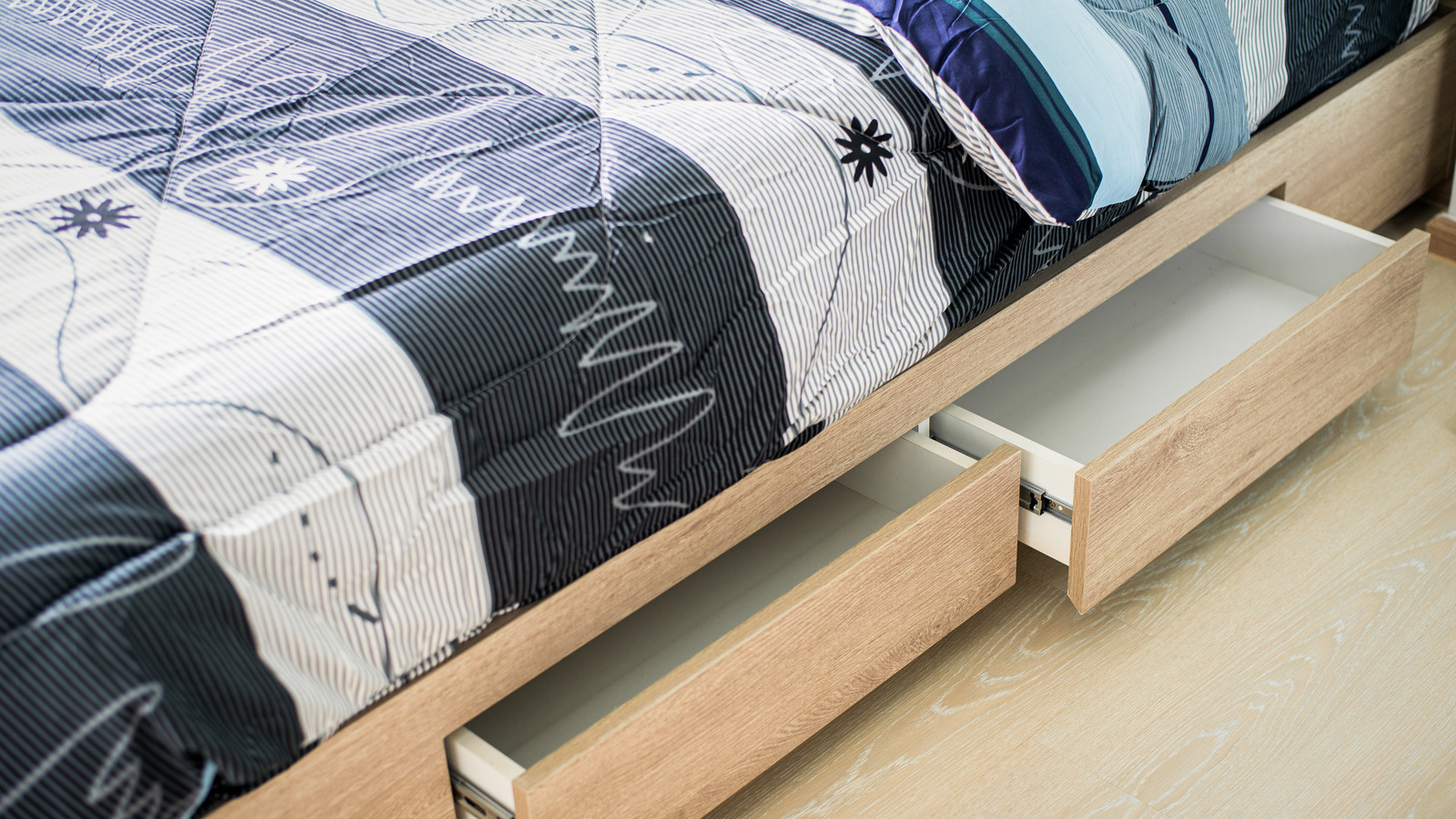 3 Things You Should Stop Storing Beneath Your Bed Right Now
