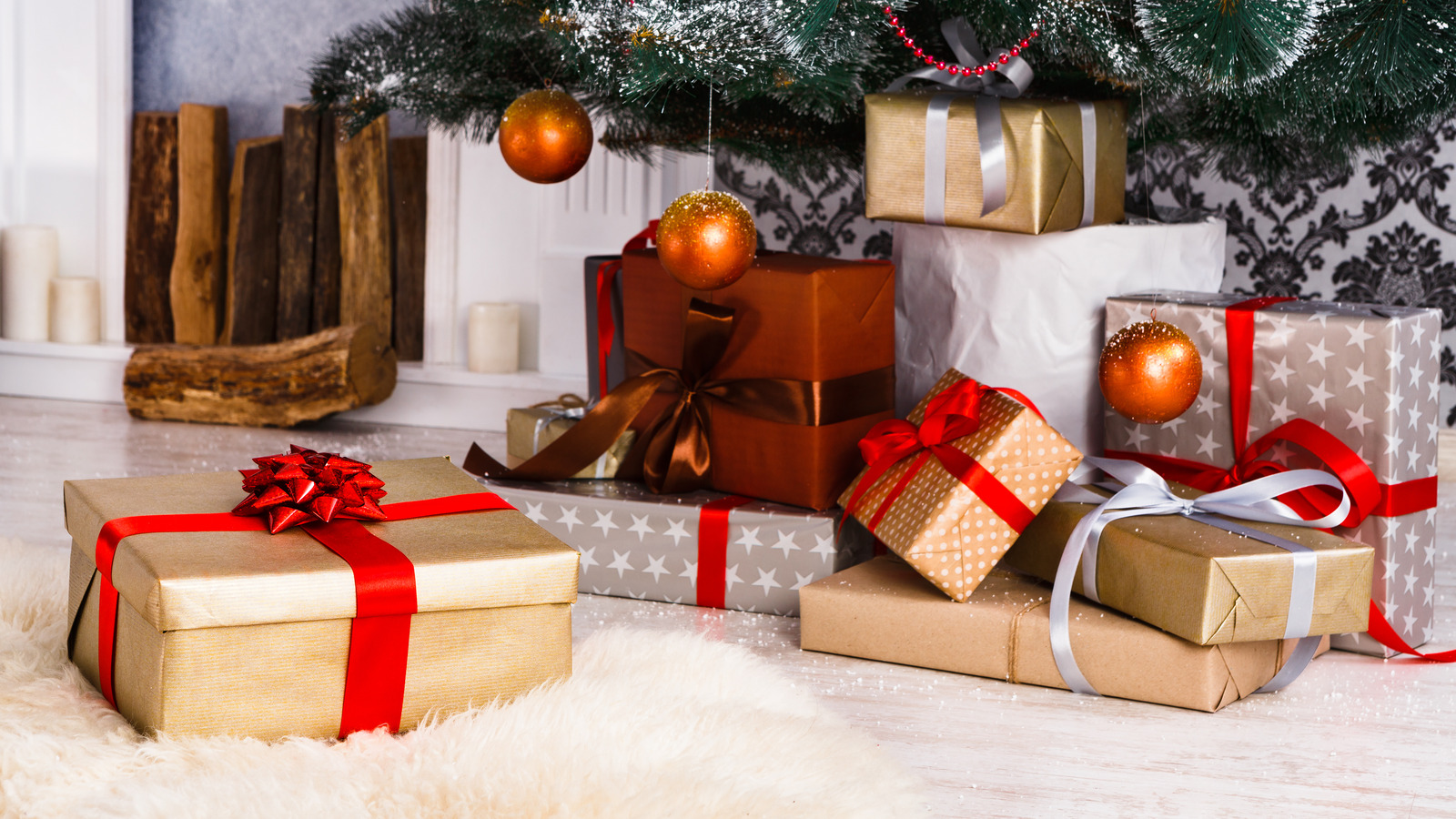 3 Tips For Storing Your Wrapping Paper This Holiday Season
