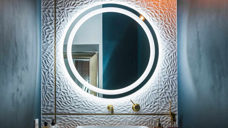 Illuminated bathroom mirror