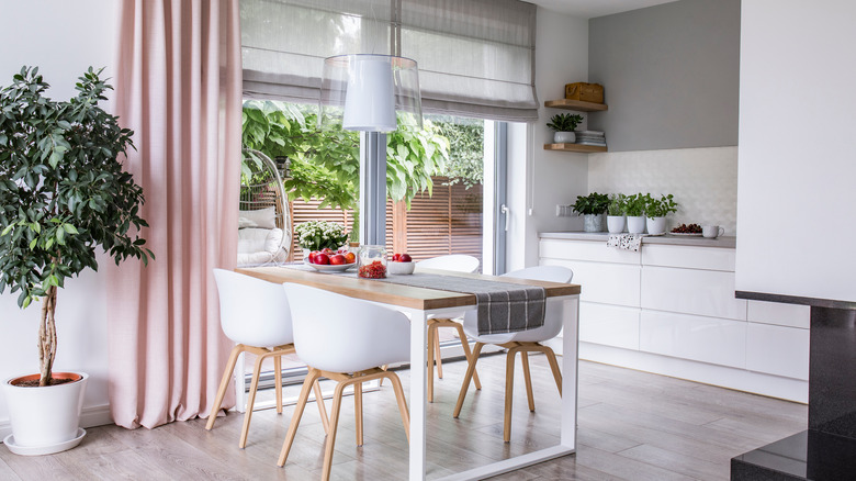 light pink drapes in kitchen