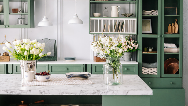 kitchen with mint green accents - Google Search  Sage green kitchen, Green  kitchen, Green kitchen accessories