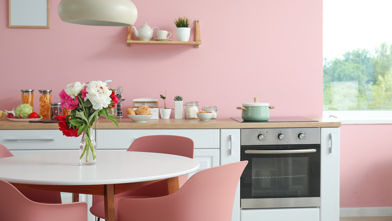 45 Pretty in Pink kitchens accessories and styling tips