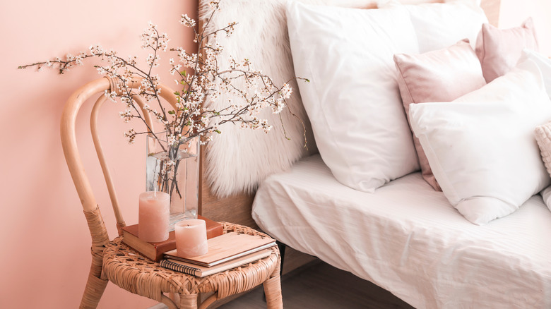 use chair as a side table 