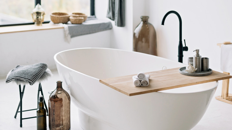 Bathroom decorated with glass vases