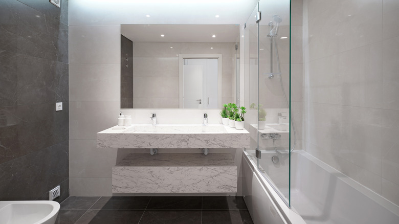 gray veins in white marble