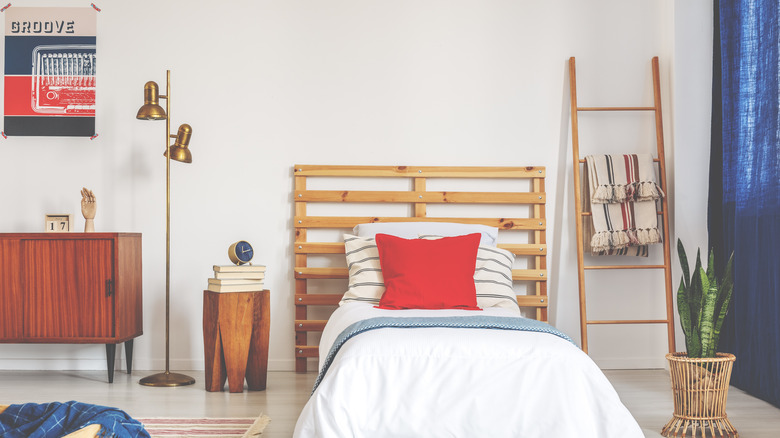 bedroom vintage