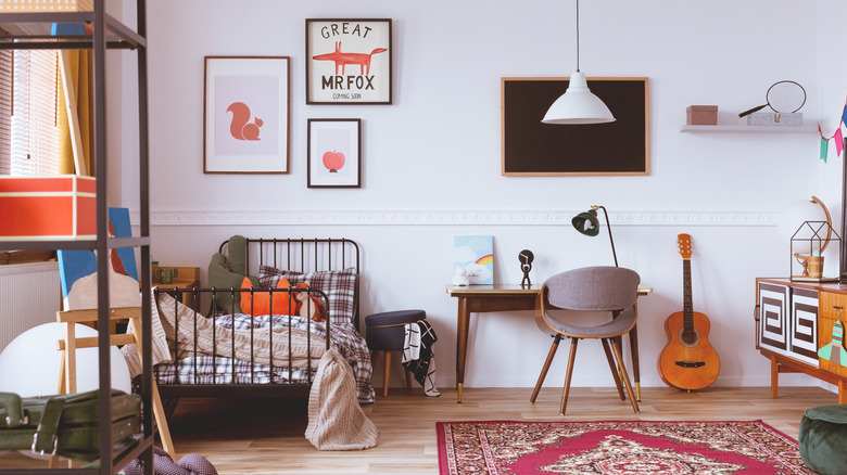 vintage kids bedroom