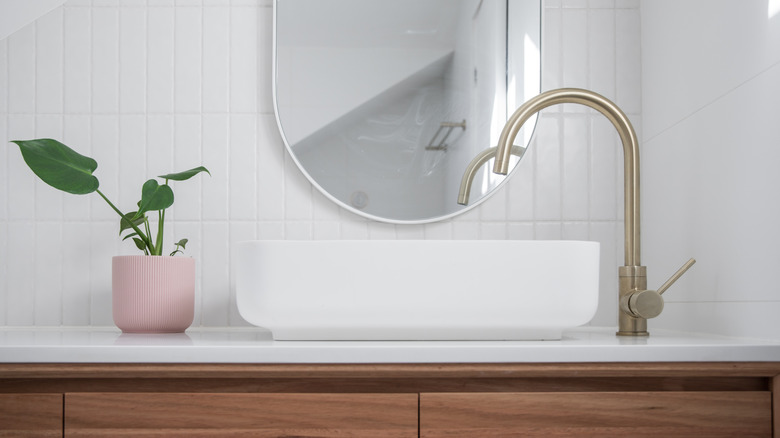 bathroom with classic tiles