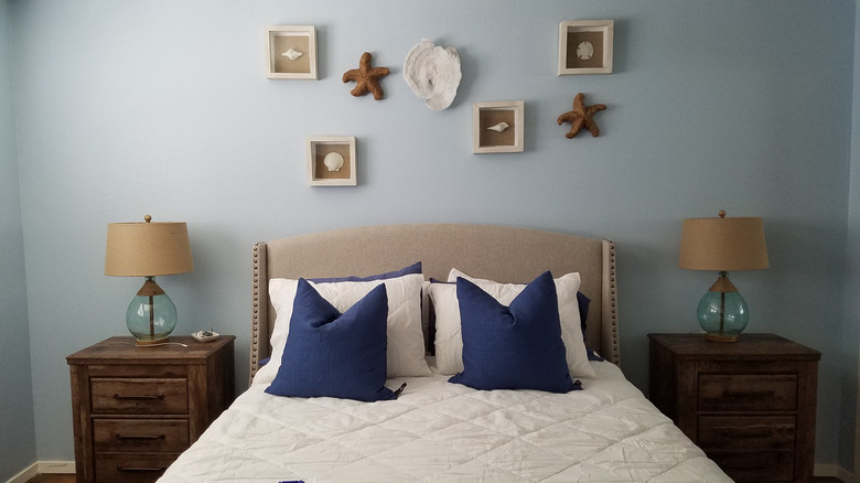 beach-inspired bedroom