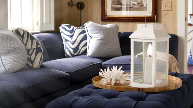 blue-tan beachy living room