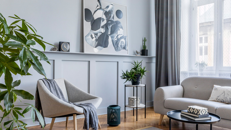 light gray walls
