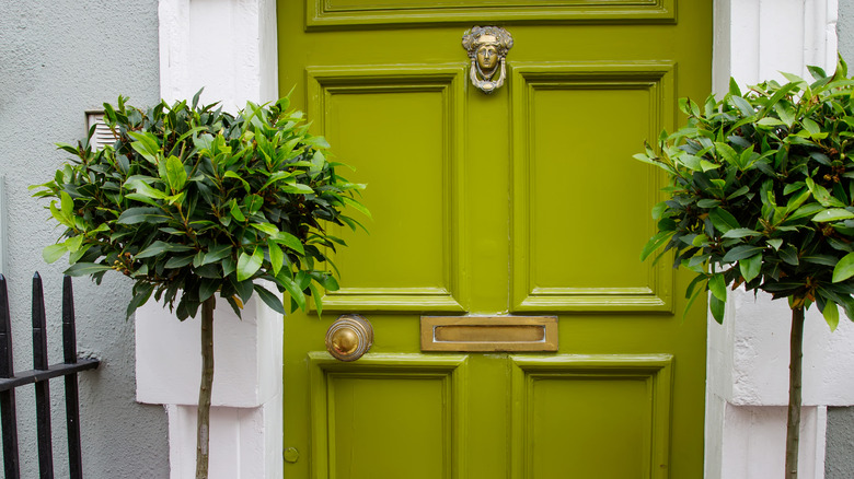 green door