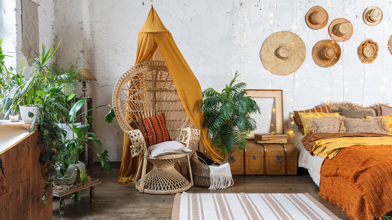 Bedroom with antique decor