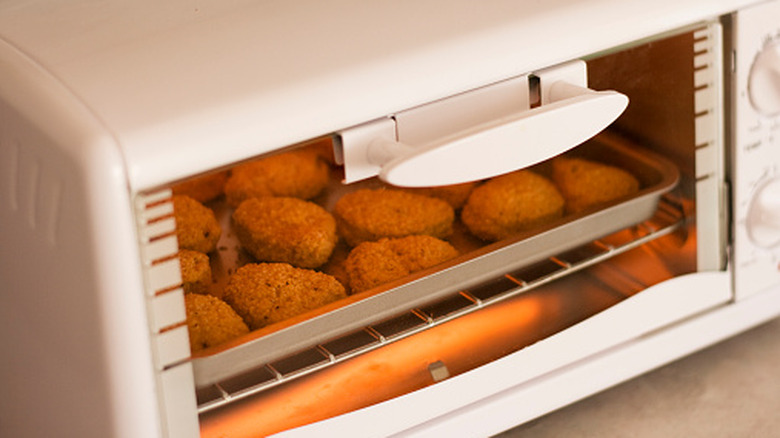 chicken nuggets in toaster oven