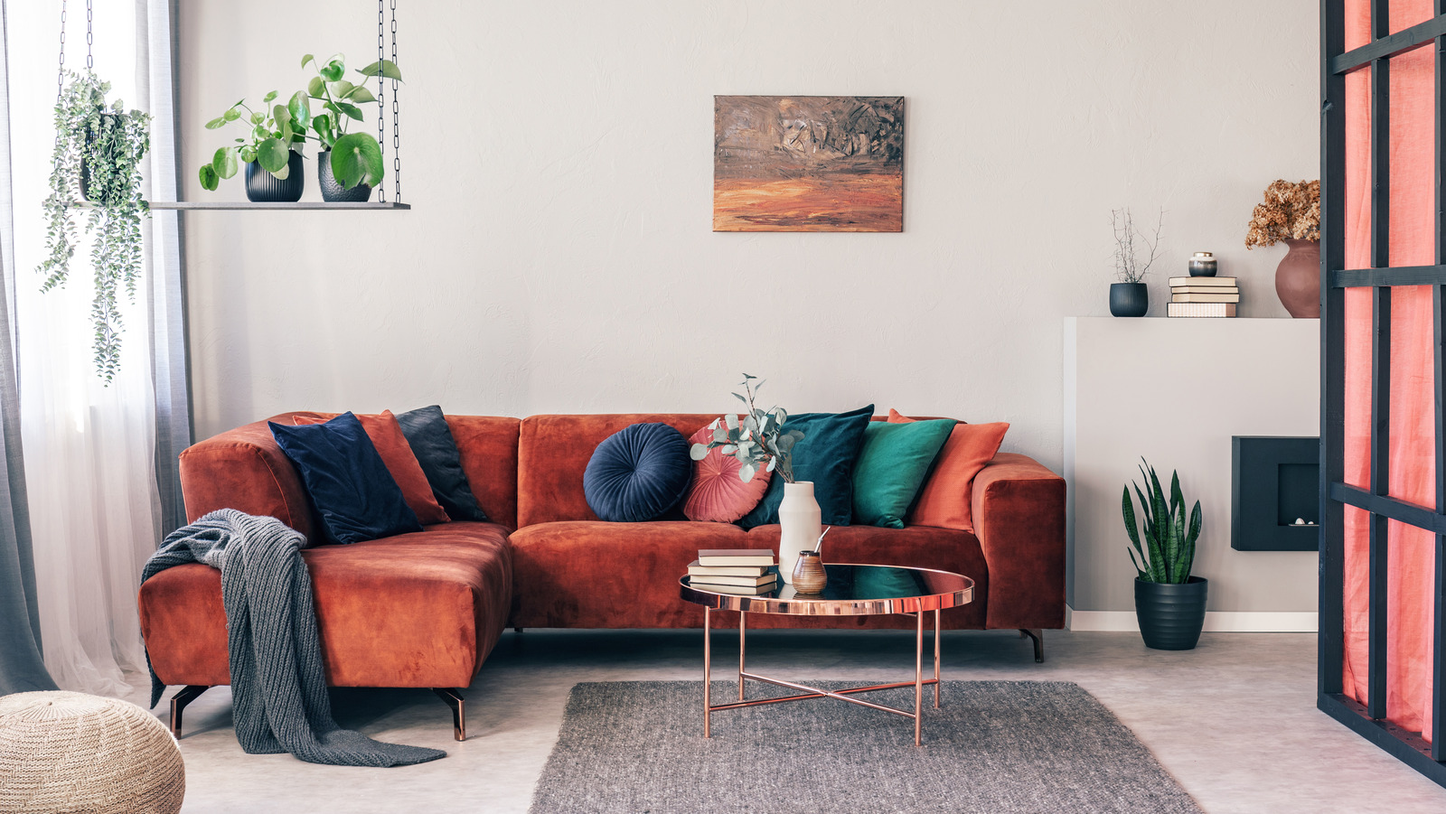 5 Fun And Savvy Tips For Arranging Your Throw Blankets