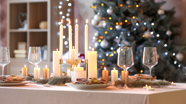 Modern neutral Christmas dinner table