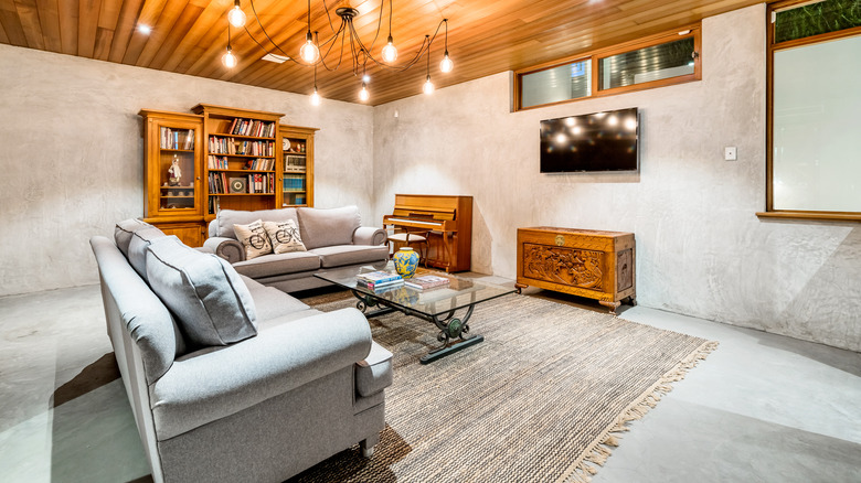 A small well-decorated basement