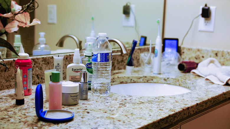 How to Organize Bathroom Counters
