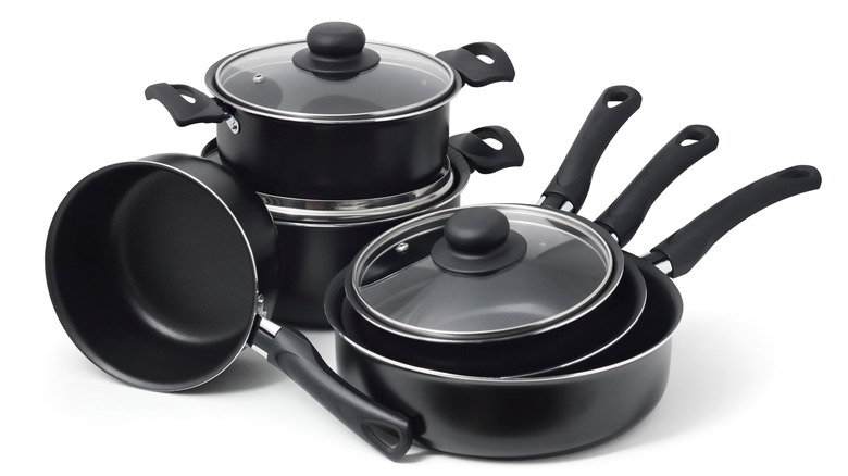 pots and pans with lids