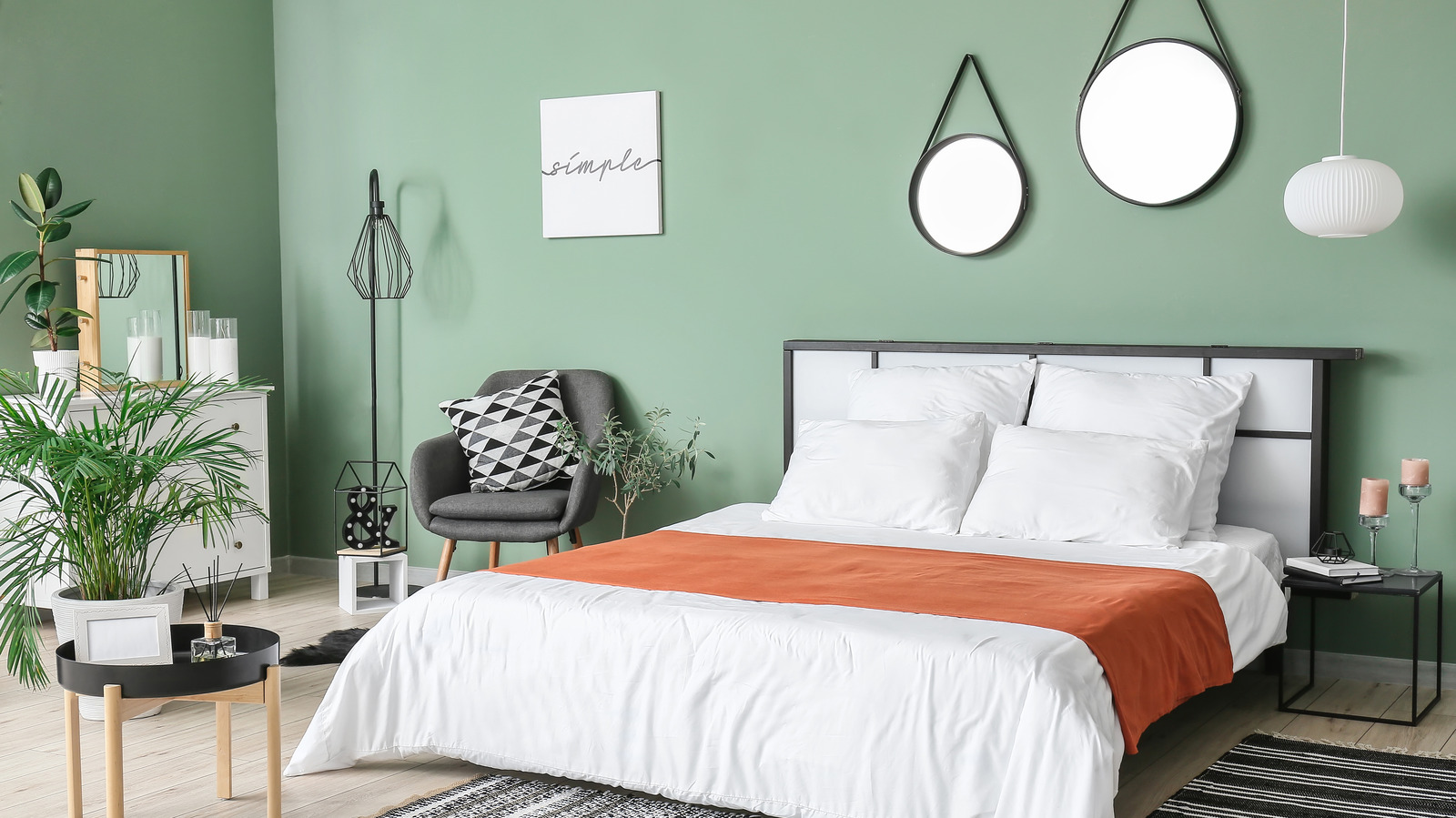 5 Tips For Using Mirrors To Make Your Small Bedroom Feel Bright And