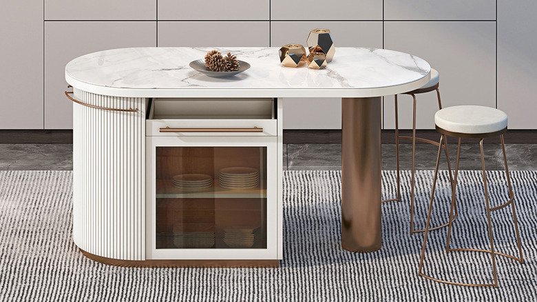 Pill-shaped kitchen island